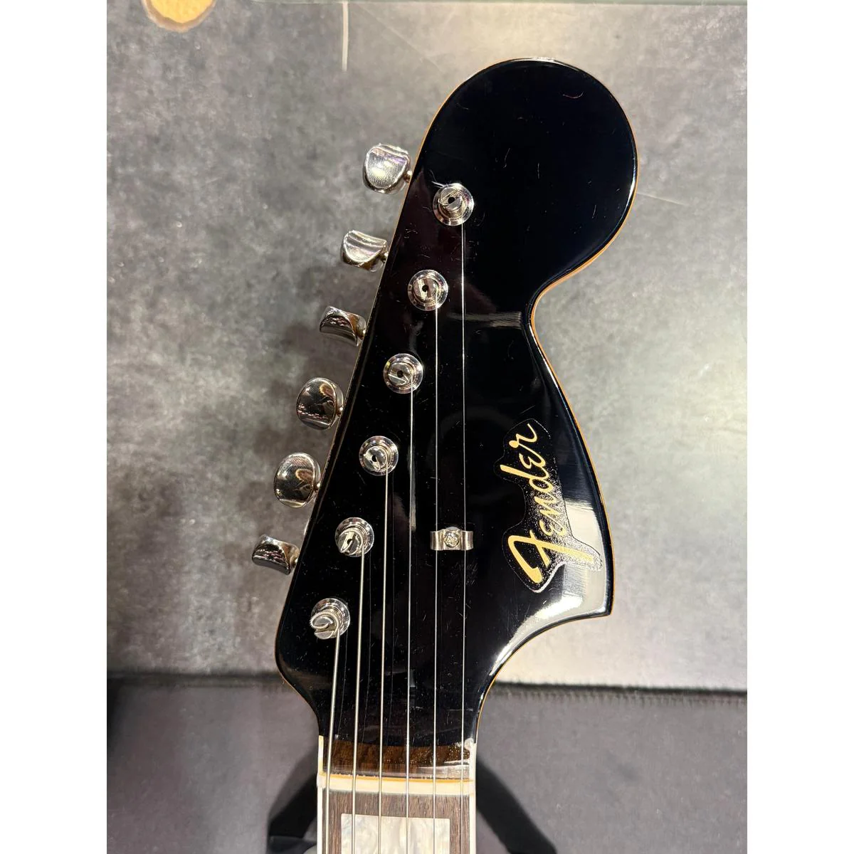 *B-STOCK* *COSMETIC DAMAGE* Fender Limited Edition American Vintage II '66 Jazzmaster | Black - Image 6