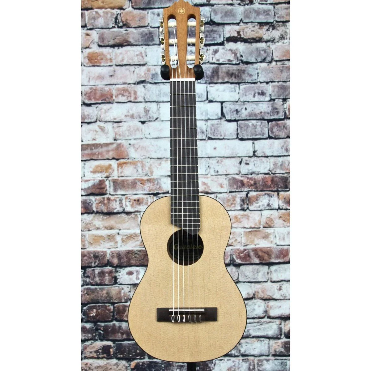 Yamaha GL1 6-String Guitalele